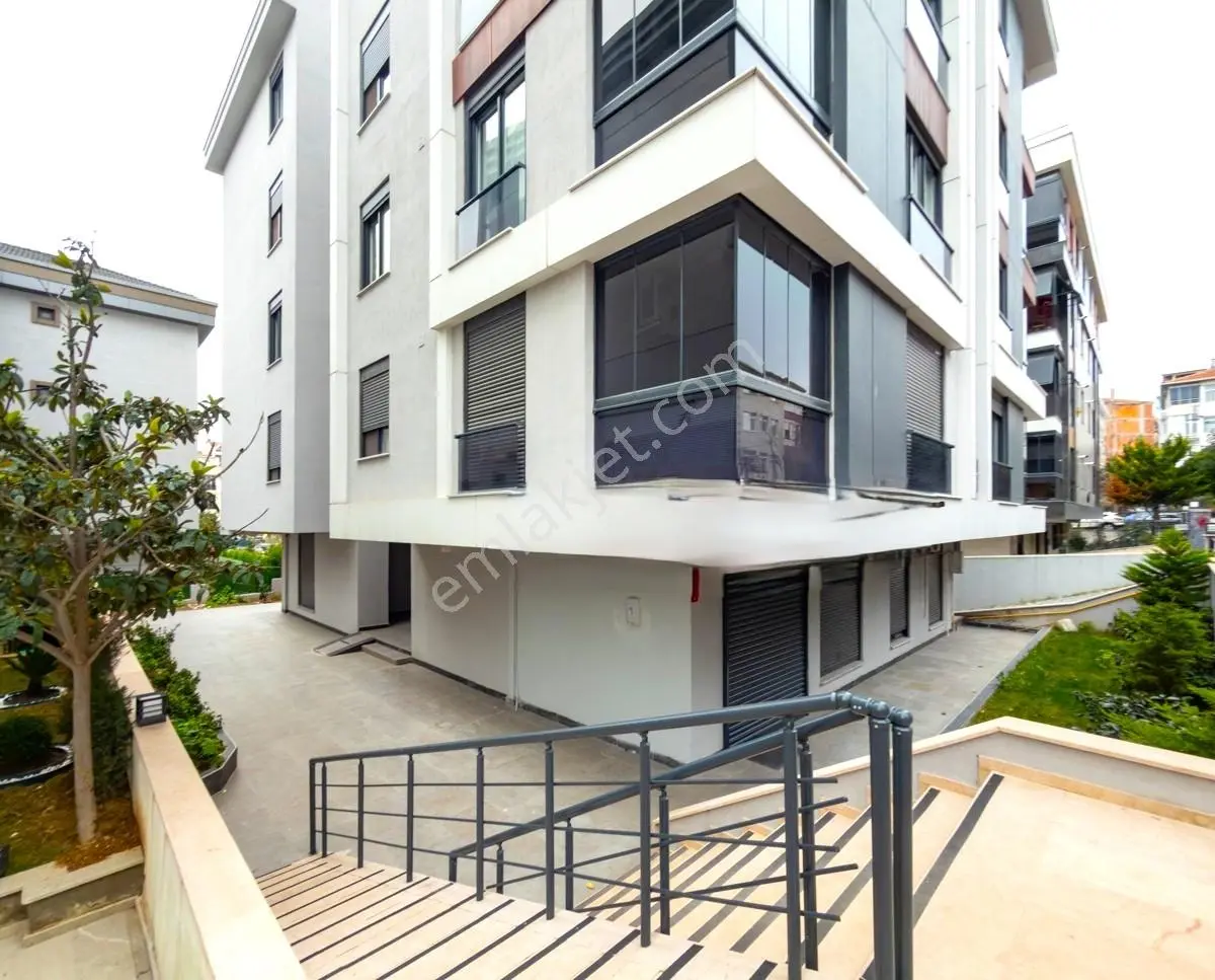Bahçelievler Merkezde Sıfır Bina, Kap.otoparklı 1+0 40m2 Daire