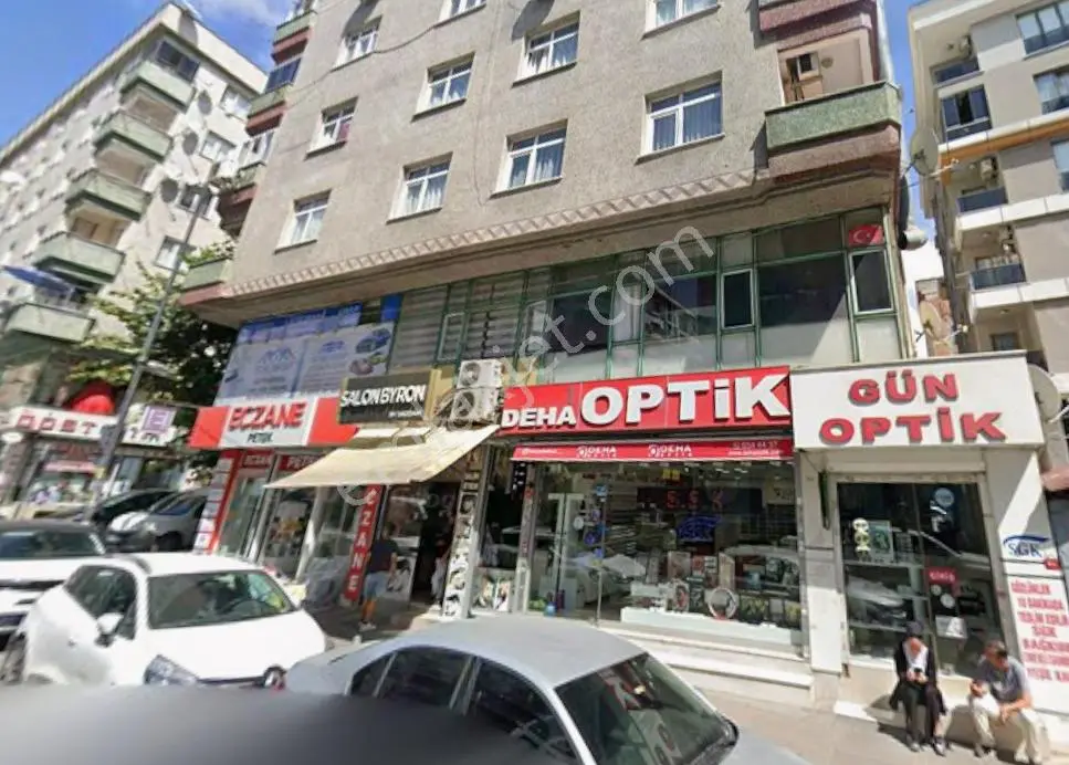 Yıldız Dan Ahmet Yesevi Caddesi Üzerinde Kiralık 4 Adet Dükkan 2 Tane 1.kat Bir Tane Kuaför Ve Bodrm - Görsel 2