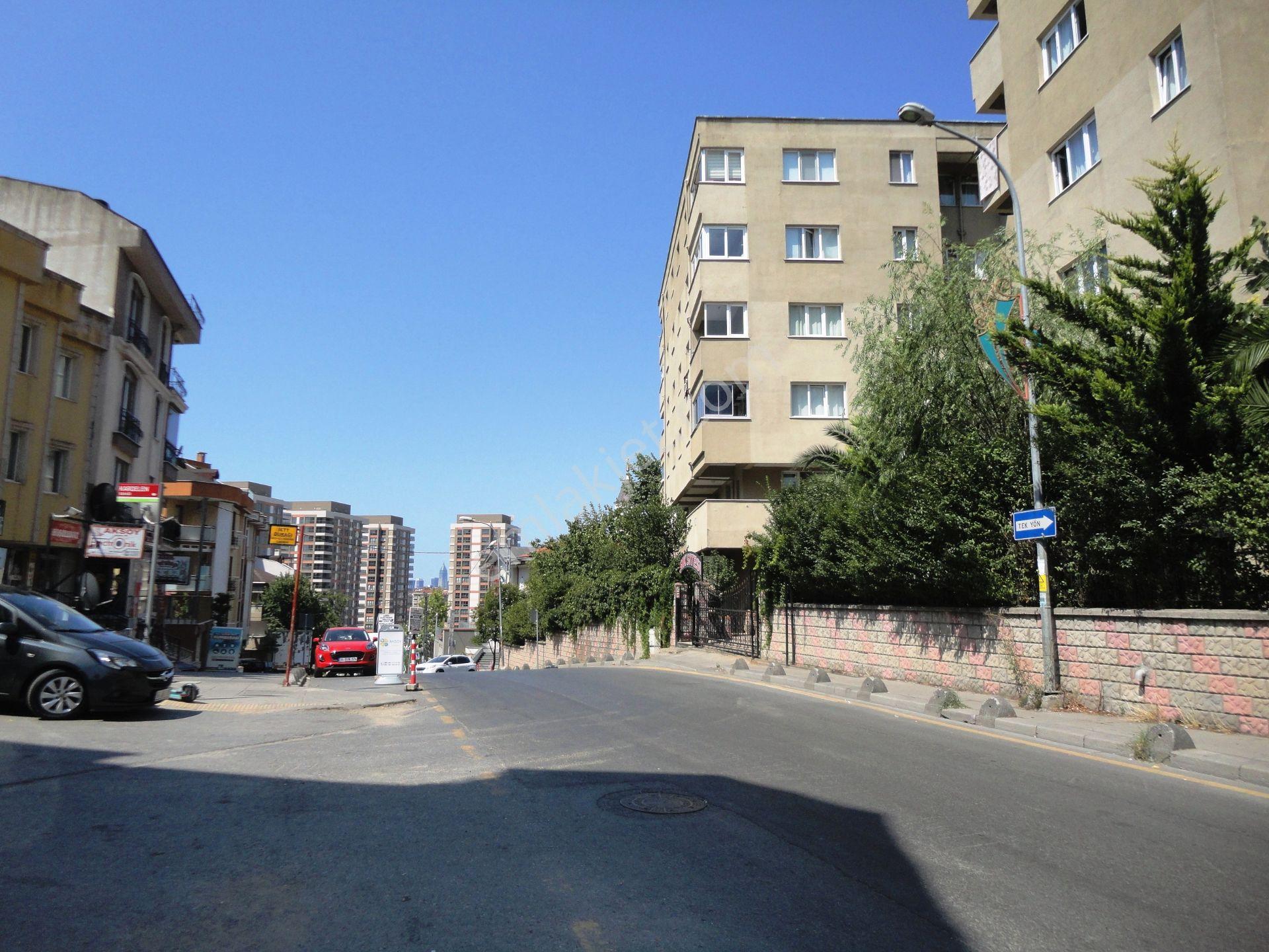 Çekmeköy Işık Sitesi 140m2 Mobilyalı Beyaz Eşyalı Kiralık 3+1 - Görsel 34