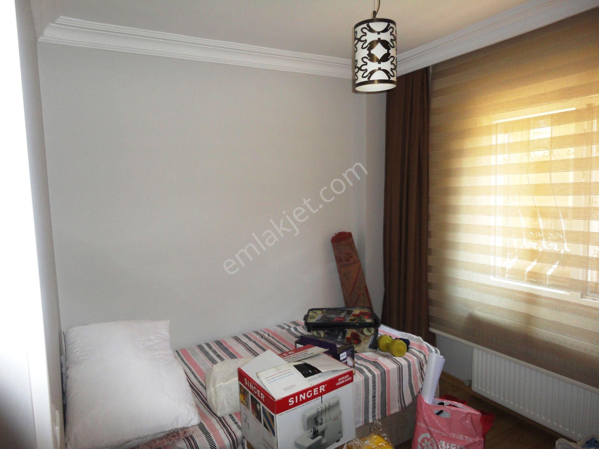Çekmeköy Işık Sitesi 140m2 Mobilyalı Beyaz Eşyalı Kiralık 3+1 - Görsel 12