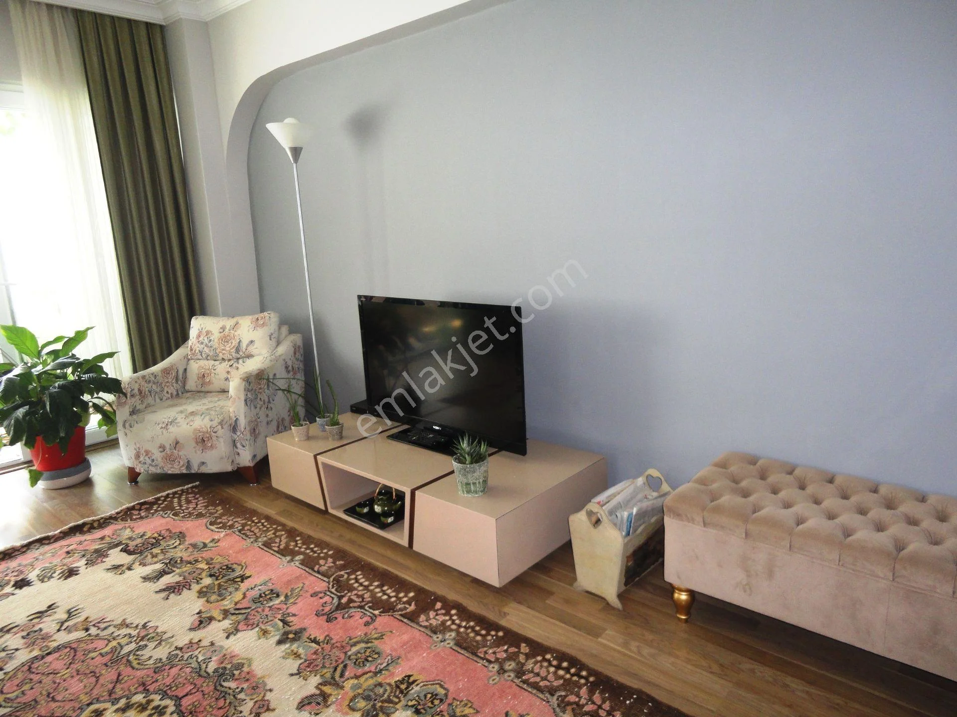 Çekmeköy Işık Sitesi 140m2 Mobilyalı Beyaz Eşyalı Kiralık 3+1 - Görsel 4