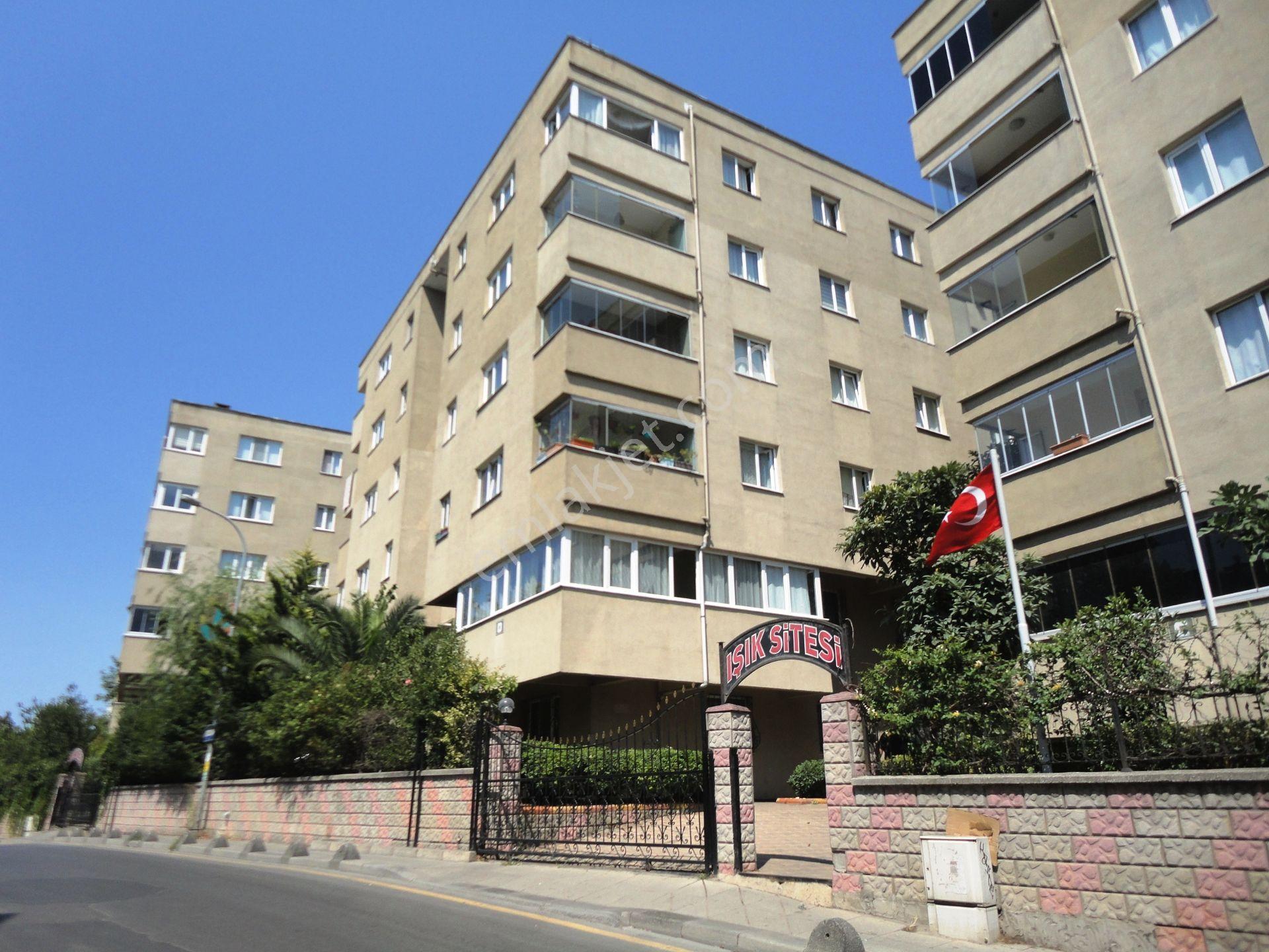 Çekmeköy Işık Sitesi 140m2 Mobilyalı Beyaz Eşyalı Kiralık 3+1 - Görsel 33