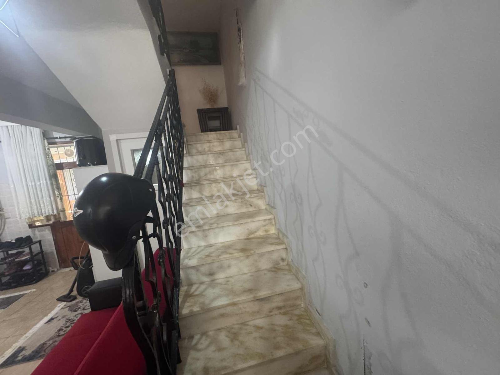 Gümüş Emlak'tan İstiklal Mahallesinde Satılık 3+2 Müstakil Ev - Görsel 26