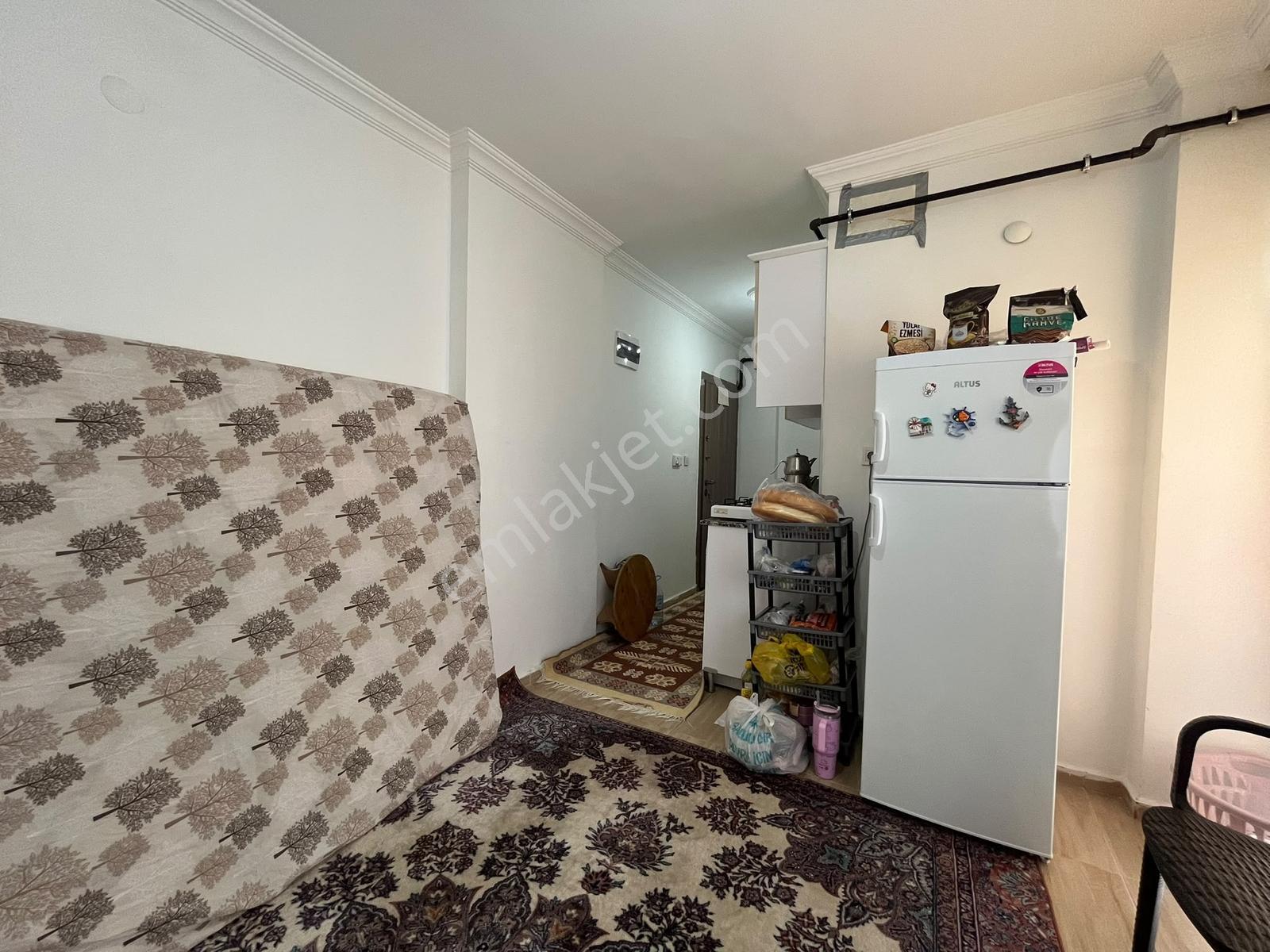 Muğla Yeniköy'de Meydana Çok Yakın Eşyalı 1+1 Kiralık Daire - Görsel 27