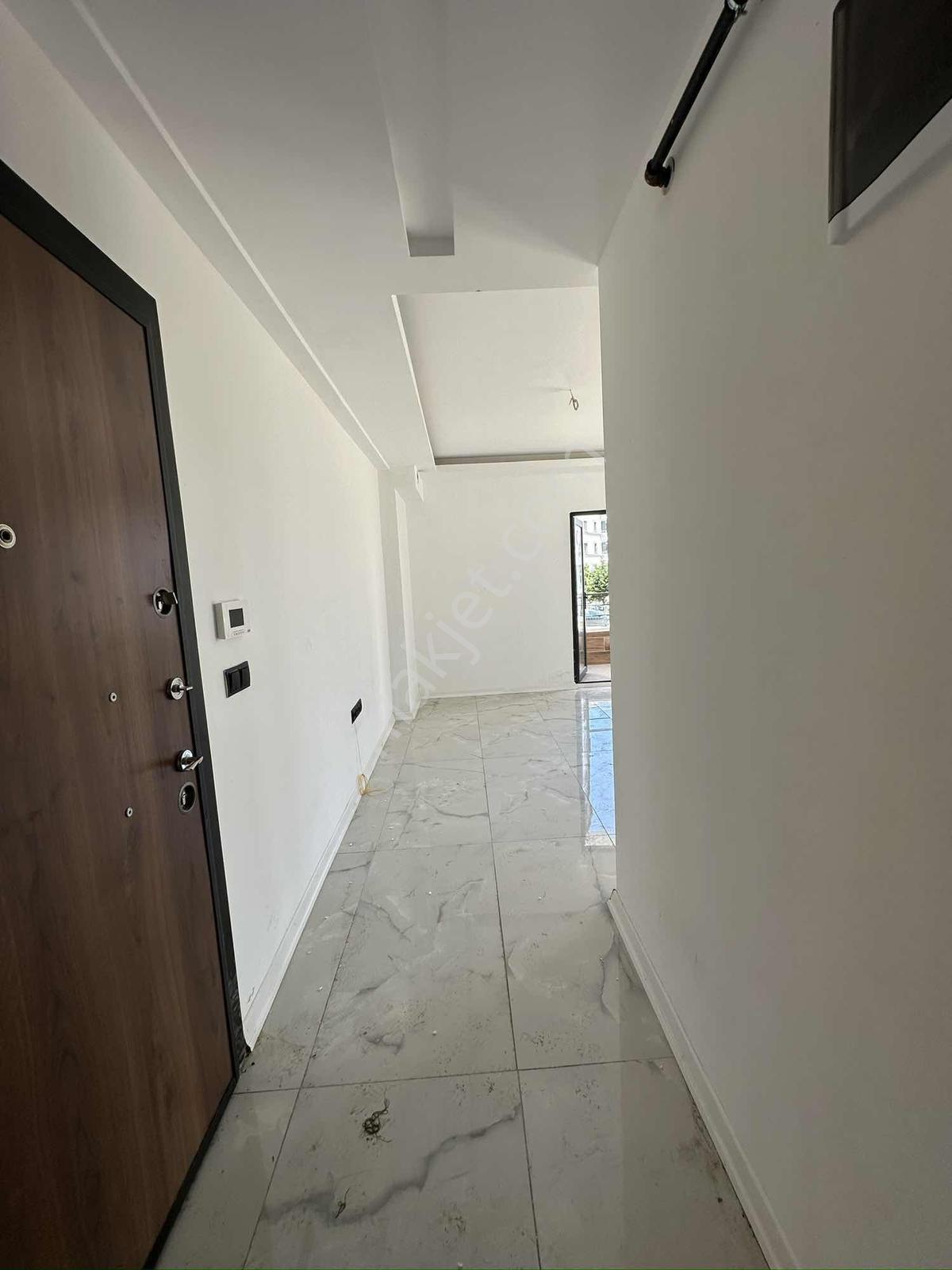 Dere Gayrimenkul Den 19 Mayıs Bulvara 150 Metre Fırsat 1+1 - Görsel 12