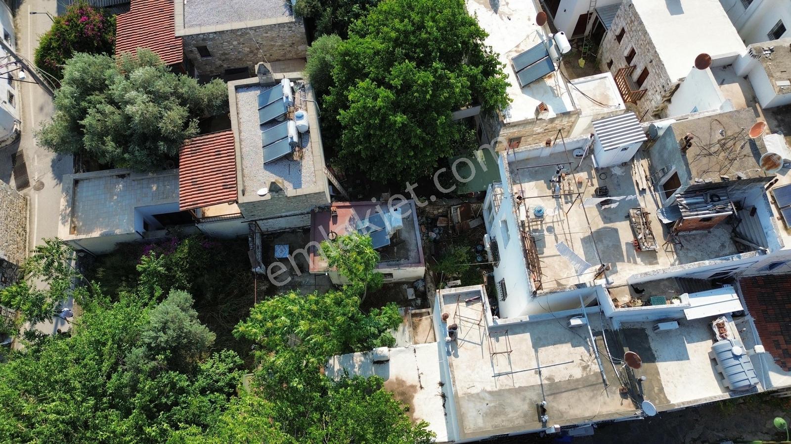 Bodrum Türkkuyusu Mahallesi Müstakil Ev Ve Arsası - Görsel 15