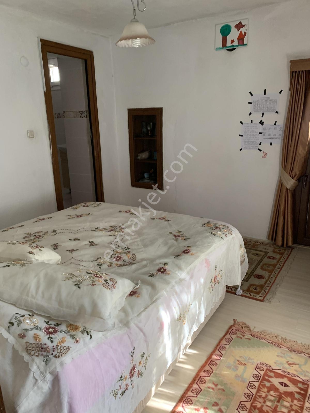 Bodrum Türkkuyusu Mahallesi Müstakil Ev Ve Arsası - Görsel 4