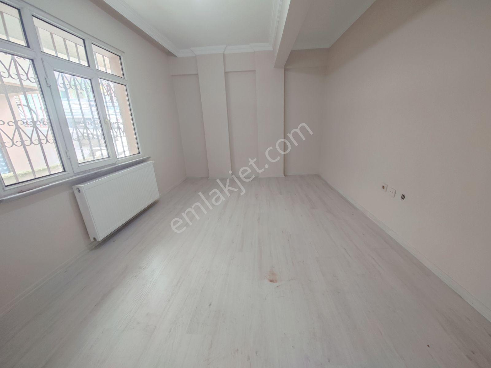Çamçeşme Mah Alp Arslan Lisesine, E-5 Yakin 2+1 90m2 Kombili - Görsel 15