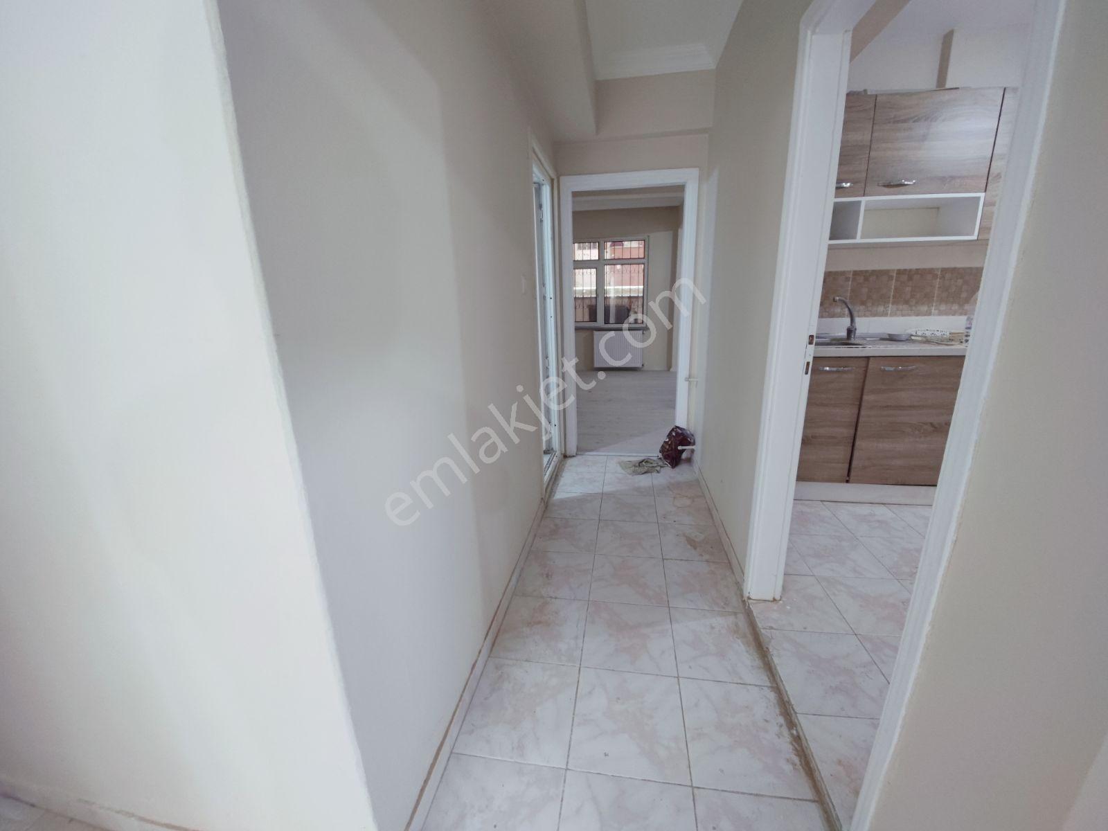 Çamçeşme Mah Alp Arslan Lisesine, E-5 Yakin 2+1 90m2 Kombili - Görsel 28