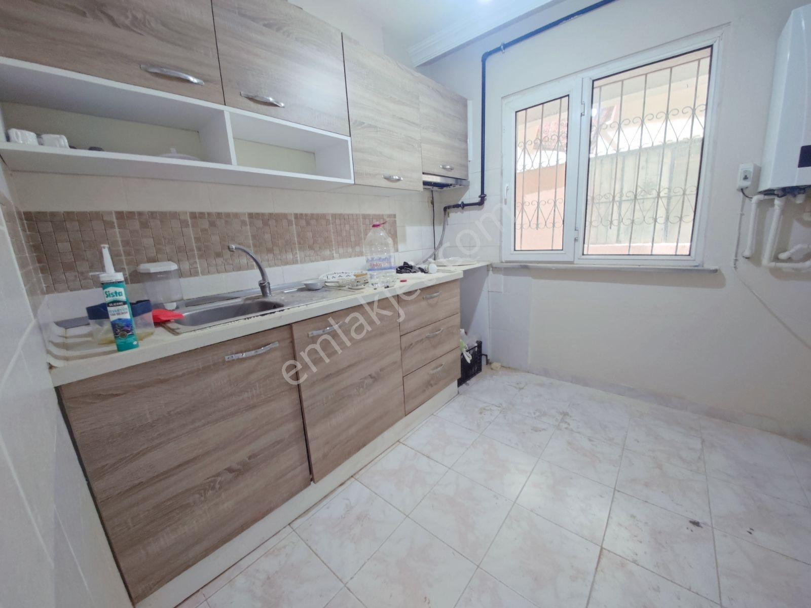 Çamçeşme Mah Alp Arslan Lisesine, E-5 Yakin 2+1 90m2 Kombili - Görsel 13