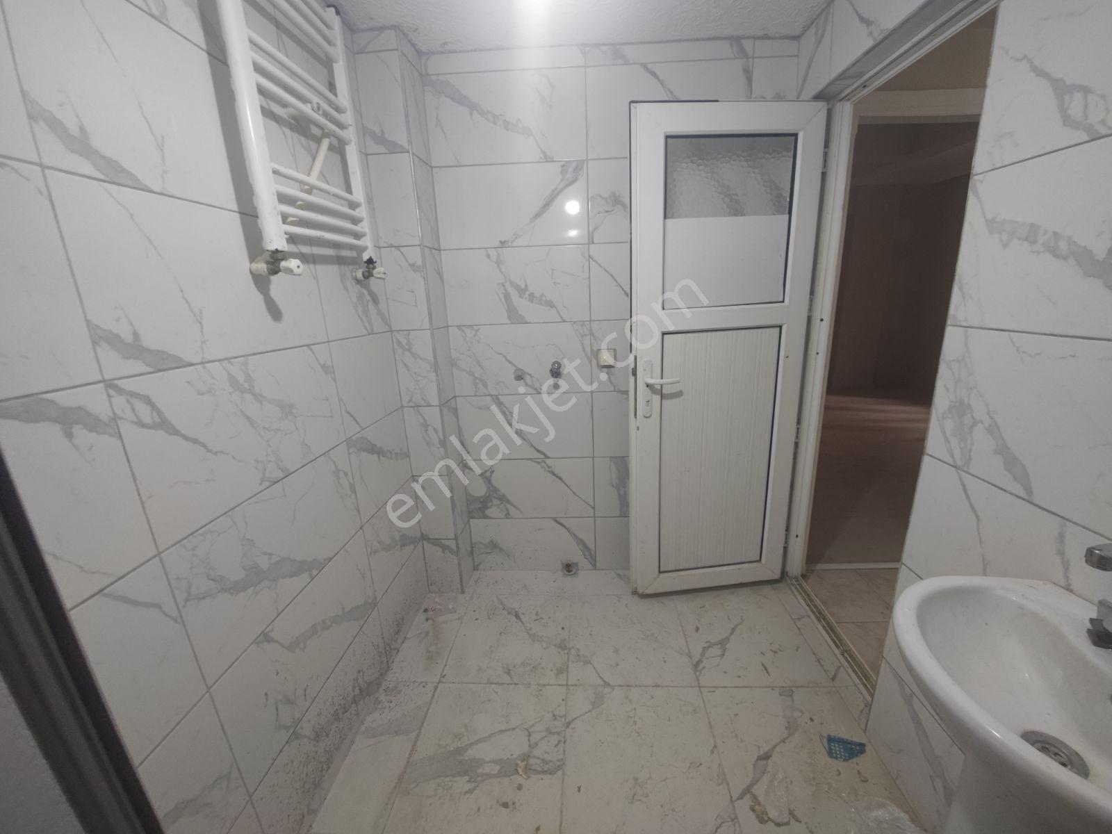 Çamçeşme Mah Alp Arslan Lisesine, E-5 Yakin 2+1 90m2 Kombili - Görsel 6
