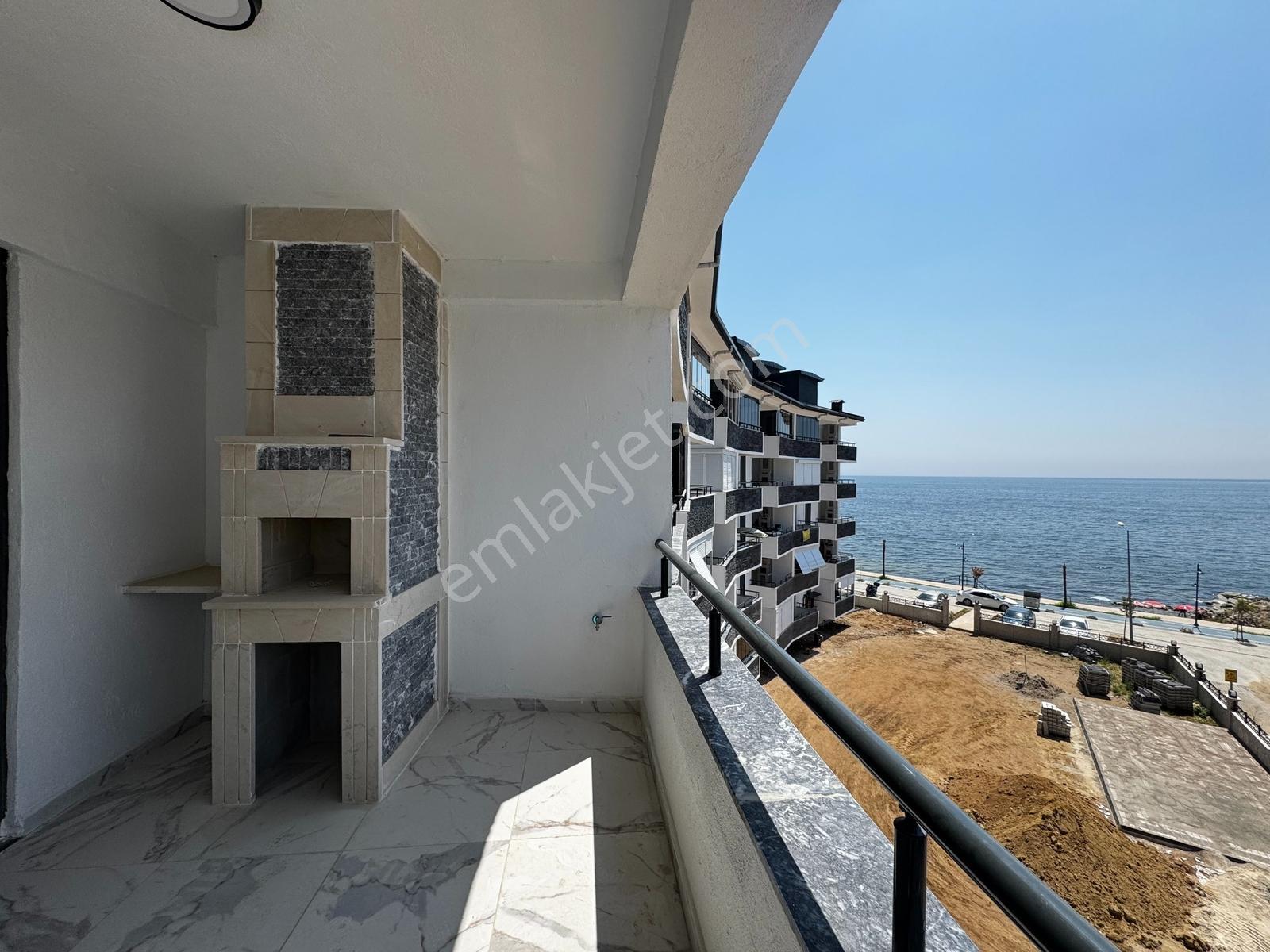 Mısırlıdan Denize Sıfır Sitede Kat Mülkiyetli Sıfır Fırsat Daire - Görsel 23