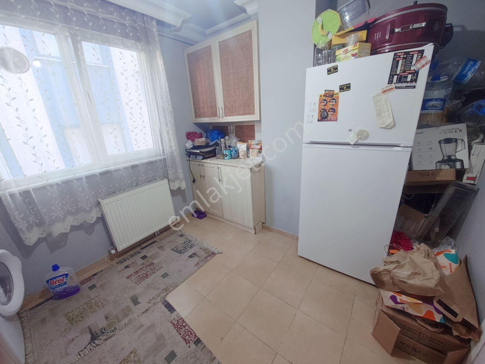 Çamçeşme İlkokulu'na Yakin Cadde Üzeri Daire 2.kat 90m2 Kredili - Görsel 24