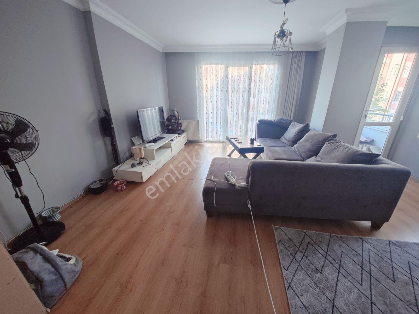 Çamçeşme İlkokulu'na Yakin Cadde Üzeri Daire 2.kat 90m2 Kredili - Görsel 2