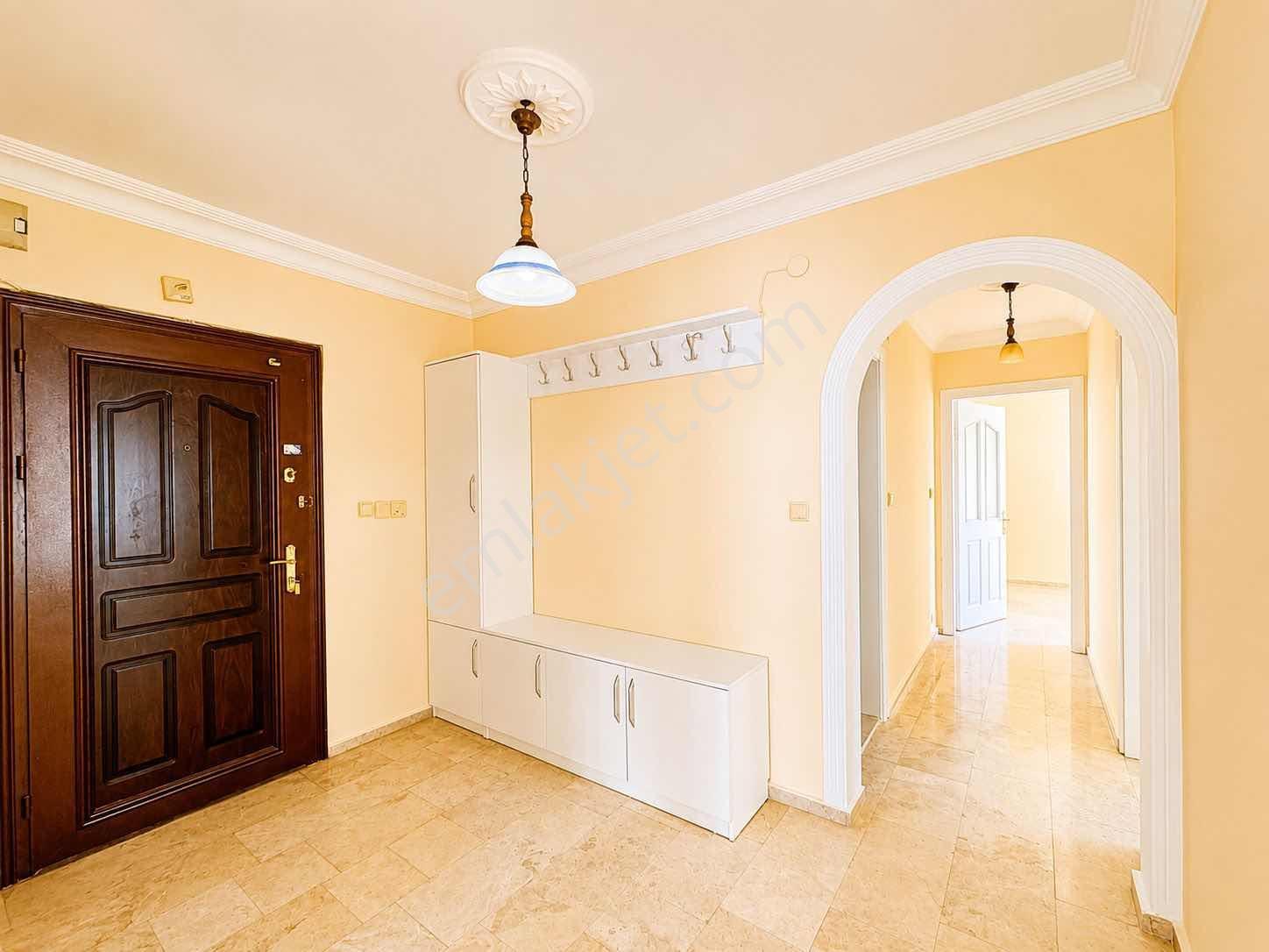 Mahmutlar'da Barbaros Cad. Deniz Manzaralı 3+1 Kiralık Daire - Görsel 13