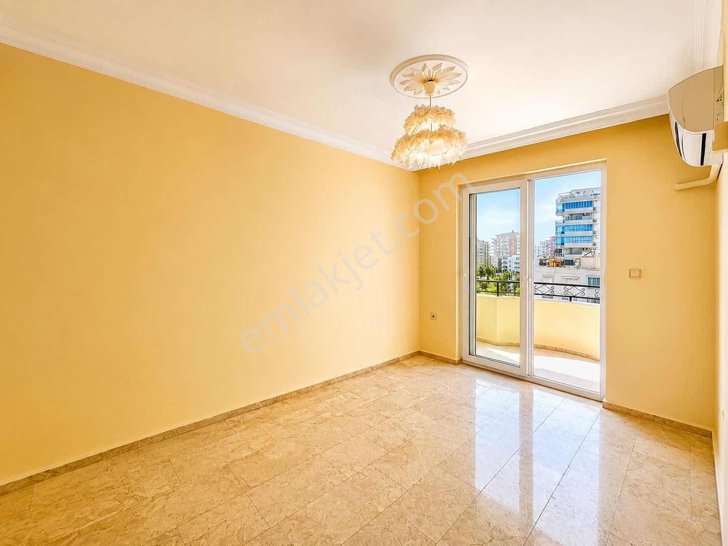 Mahmutlar'da Barbaros Cad. Deniz Manzaralı 3+1 Kiralık Daire - Görsel 7