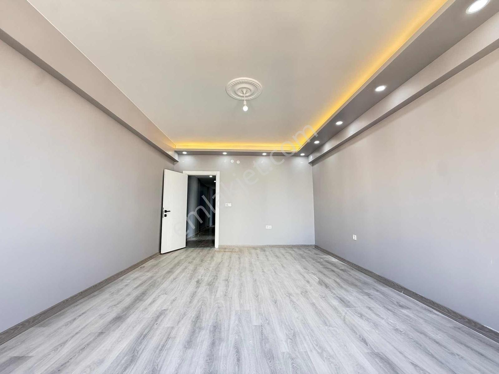 Gaziosmanpaşada Merkezi Konumda 2+1 Ultra Lüks Sıfır Daire - Görsel 12