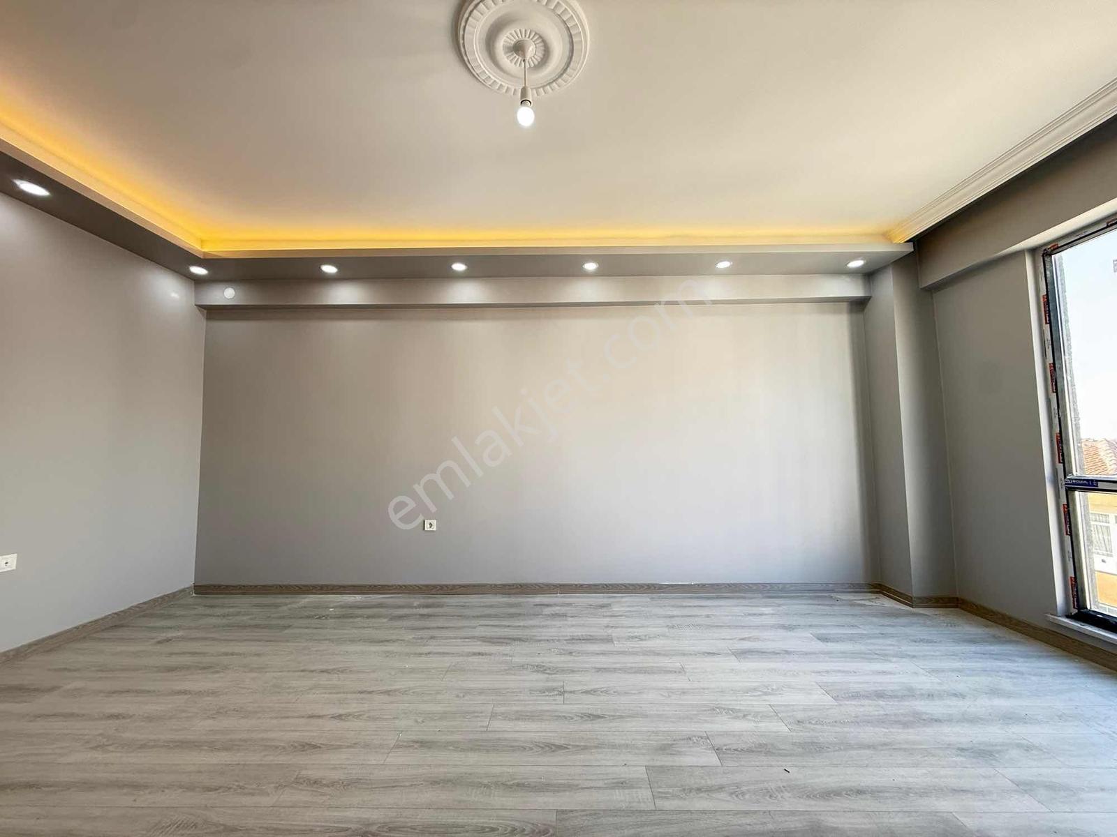 Gaziosmanpaşada Merkezi Konumda 2+1 Ultra Lüks Sıfır Daire - Görsel 24