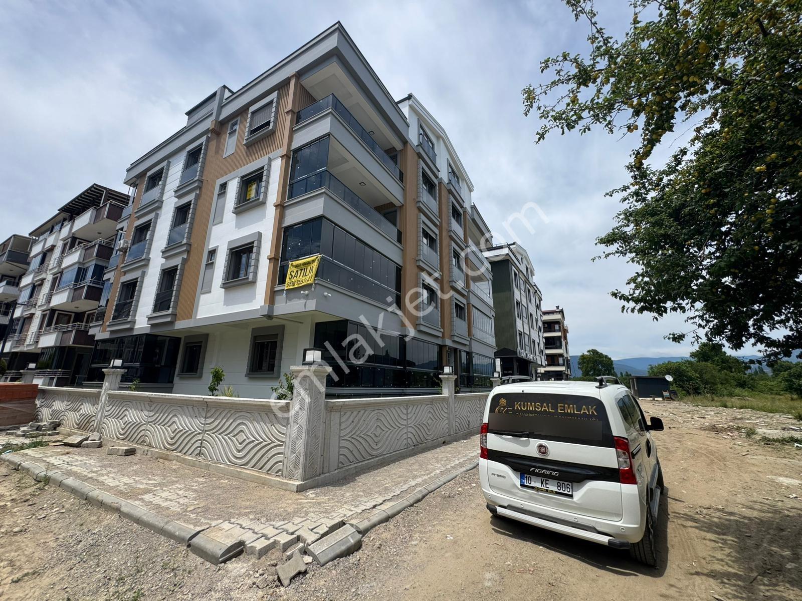 Kumsaldan Altınkumda Ebeveyn Banyolu Arakat_2+1_sıfır Köşe Daire - Görsel 6