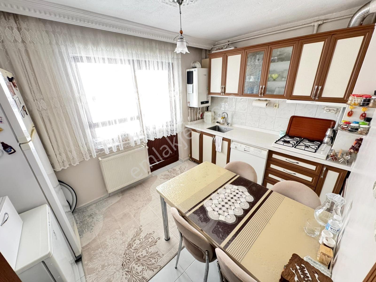 Oğulbey'den Gün Sazak Cad Üstünde 3+1 Asansörlü Kapalı Otoparklı - Görsel 32