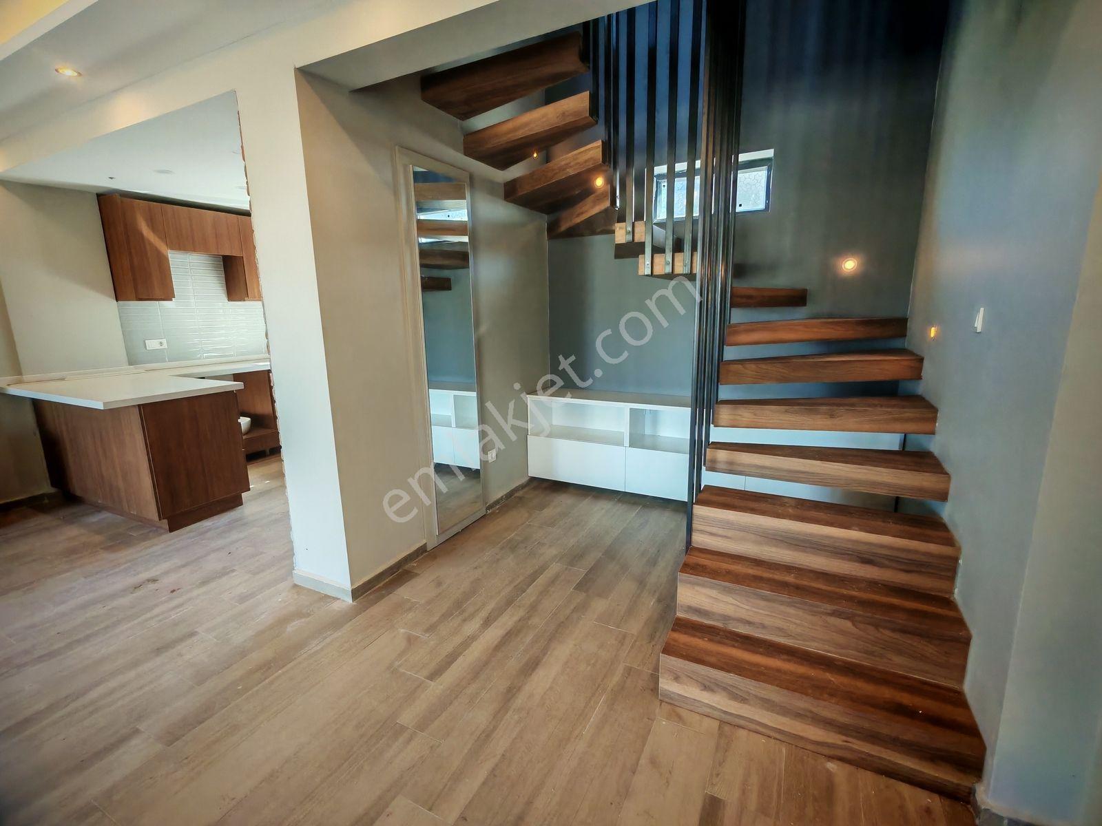Cumhuriyet Mahallesinde Satılık 4+1 145 M2 Tripleks Villa - Görsel 17