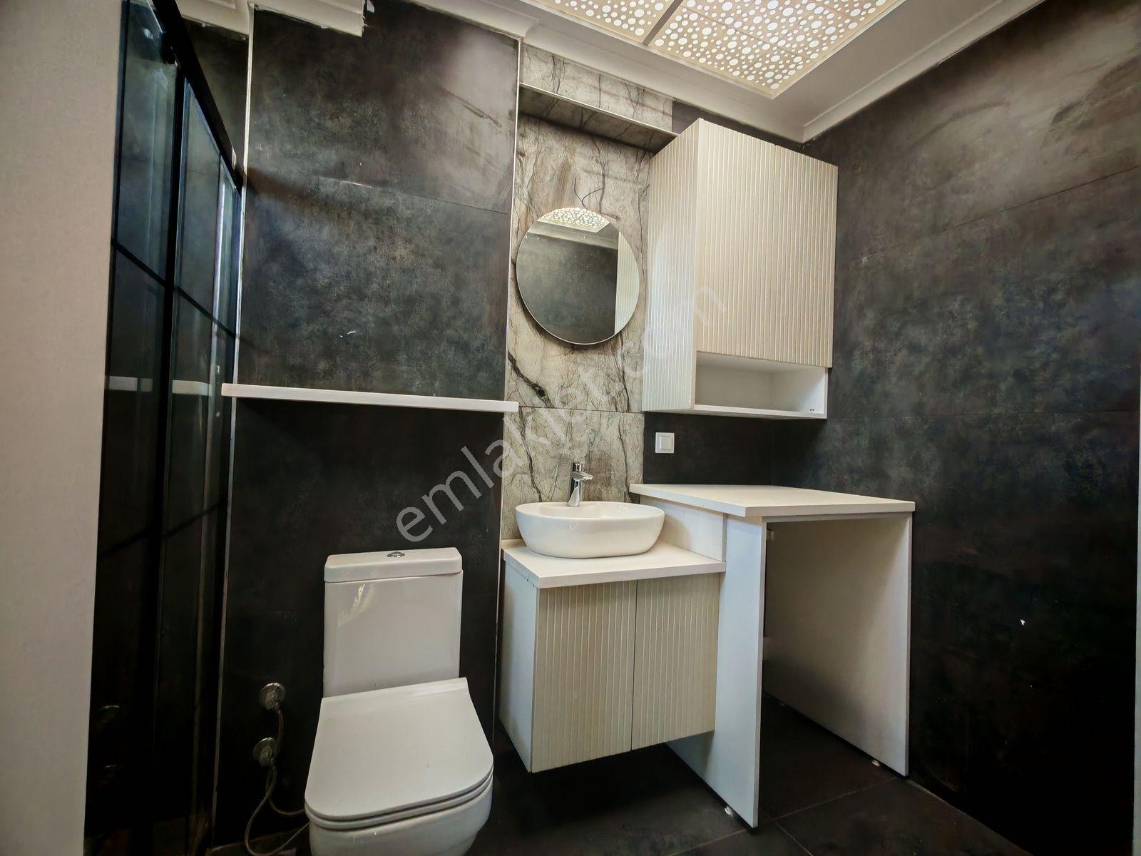 Cumhuriyet Mahallesinde Satılık 4+1 145 M2 Tripleks Villa - Görsel 7