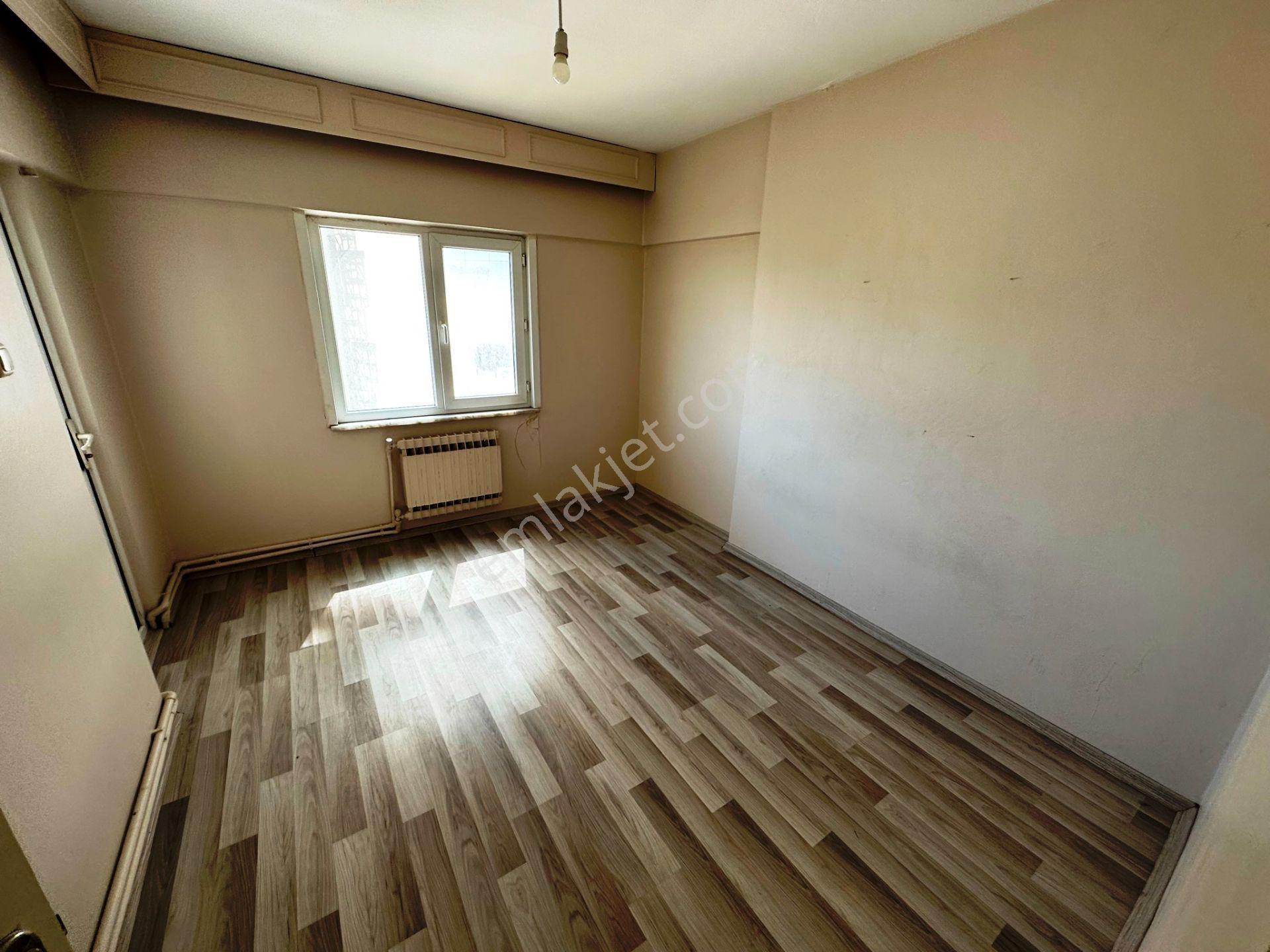 Bostancı Askent Sitesi 8.kat Balkonlu Bakımlı 120m2 Kiralık 3+1 - Görsel 7