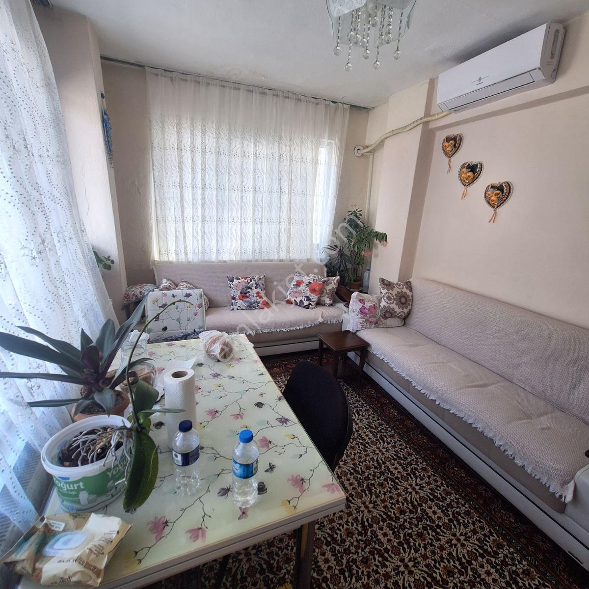 Er Yapı'dan Satılık Çarşı Merkezde Uygun Fiyatlı Daire - Görsel 2