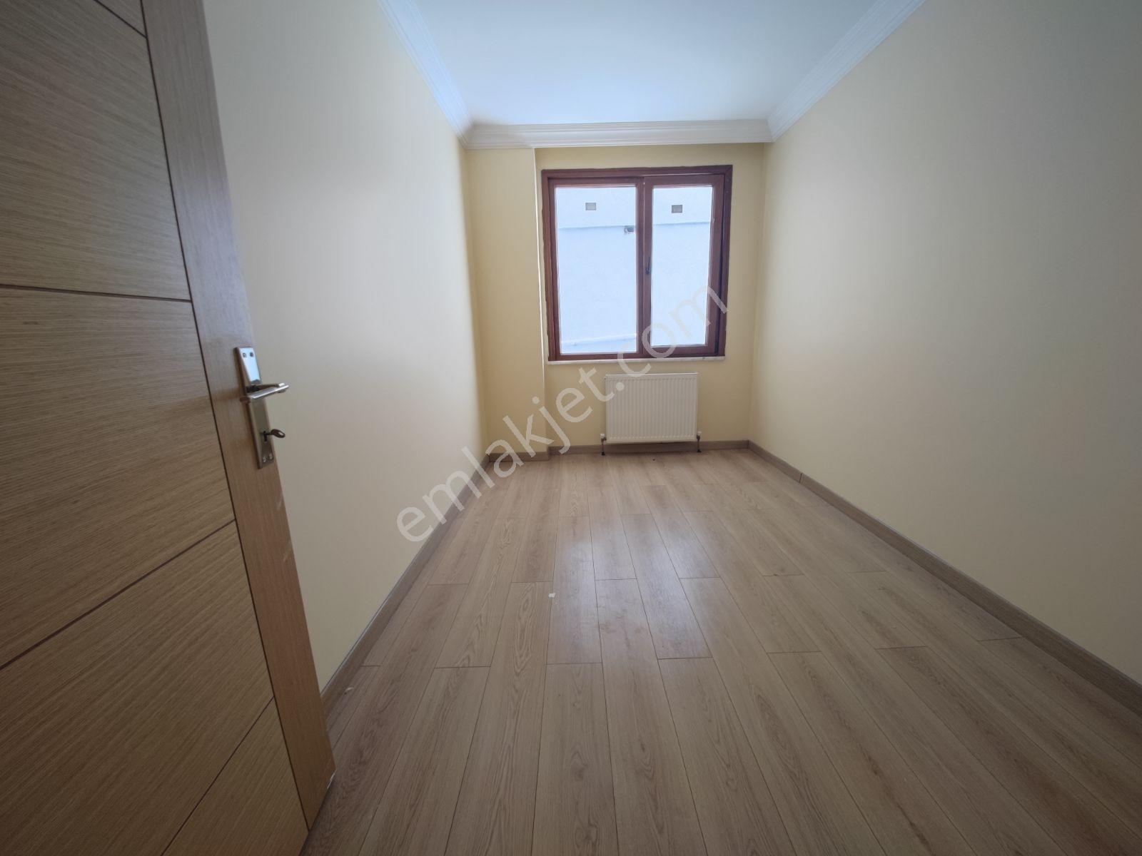 Fevziçakmak Mah Marmara Hastanesine Yakin 2.kat2+1 Banyo Wc Ayri - Görsel 24