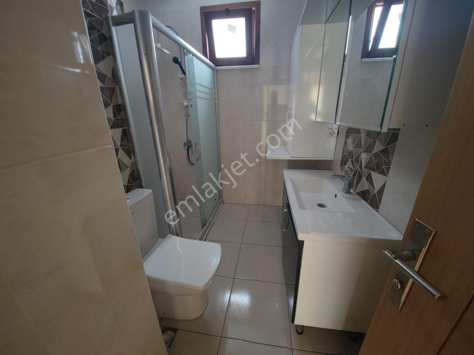 Fevziçakmak Mah Marmara Hastanesine Yakin 2.kat2+1 Banyo Wc Ayri - Görsel 25