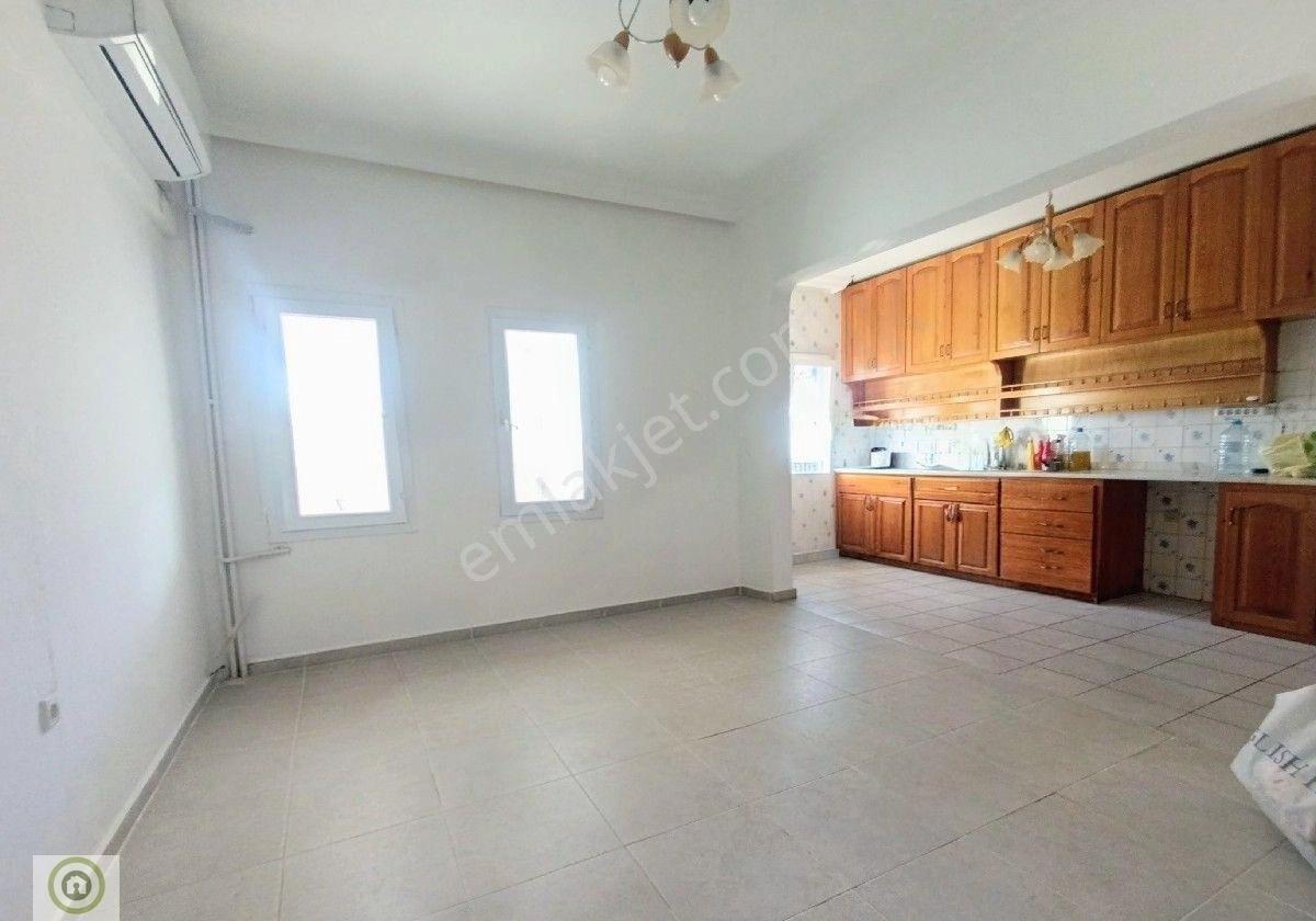 Bodrum Yokuşbaşı Geniş 3+1 Ferah Aydınlık Merkez 2 Banyowc Kiralık Giriş Kat - Görsel 12