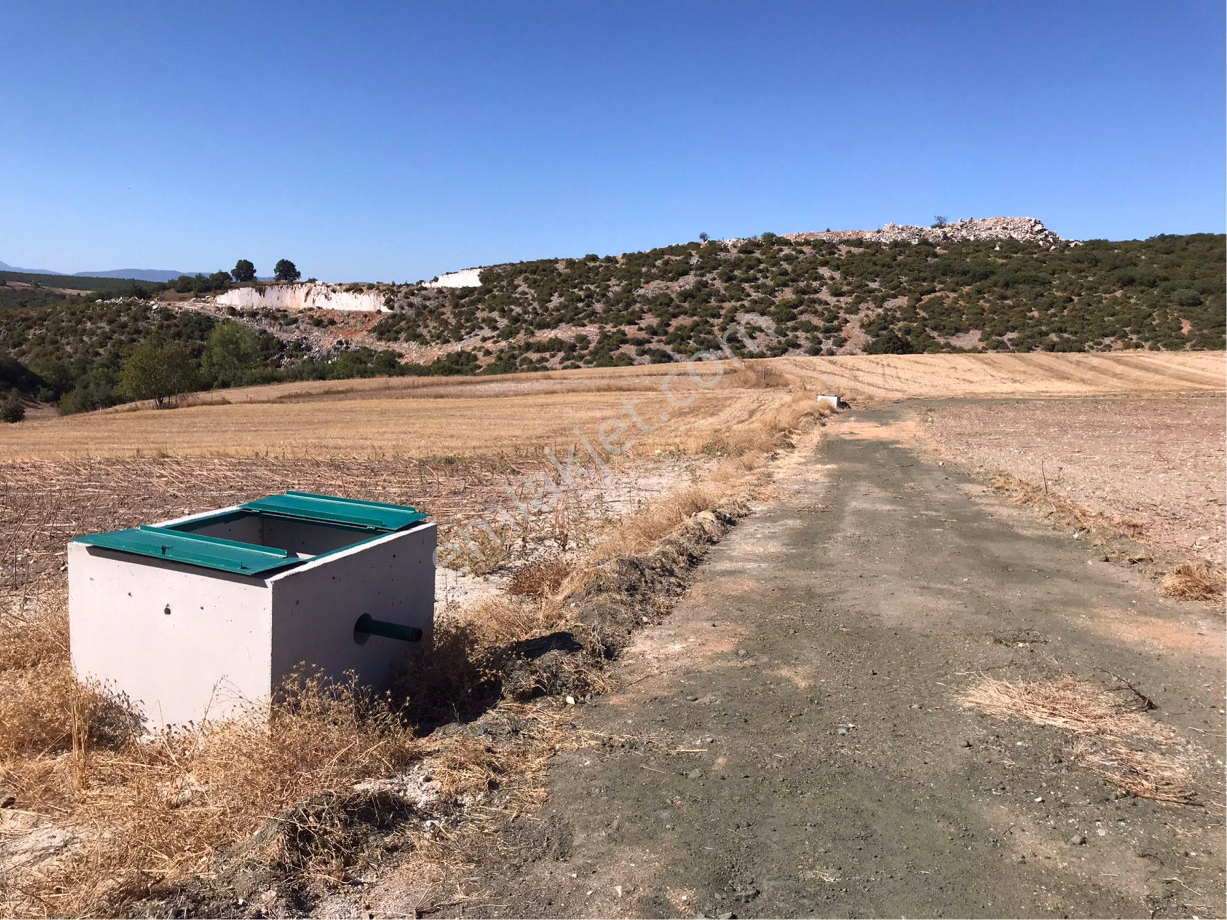 Karaamca Da Yolu Suyu Olan Çift Yola Cephe Asvalt Yola Bir Parsel - Görsel 8