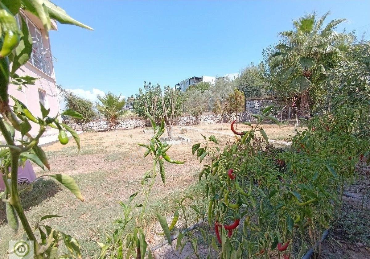 Bodrum Meşelik Havuzlu Sitede Geniş Bahçeli 3+1 150 M2 Satılık Dubleks - Görsel 25