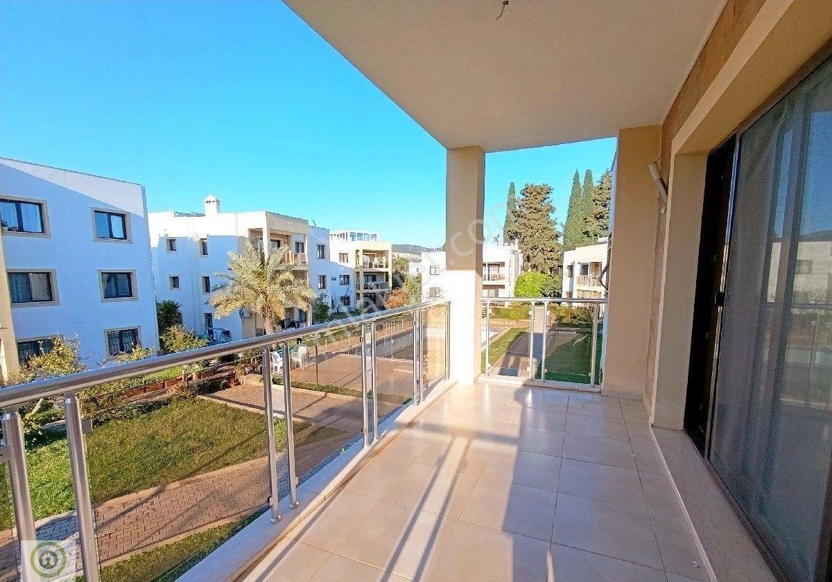 Bodrum Bitez Havuzlu Site Geniş 3+1 Şömineli Ferah Merkezi Konum Kiralık Üst Kat - Görsel 8