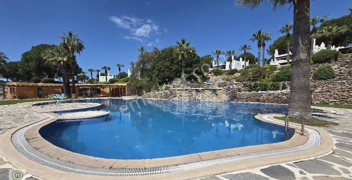 Bodrum Boğaziçi Maya Tatil Köyünde Kiralık 4+1 Bahçe Katı Daire - Görsel 4