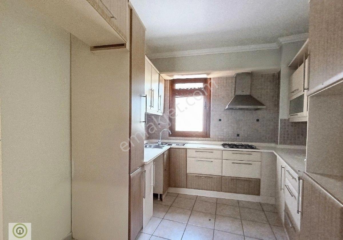 Bodrum Merkez Atatürk Cad Kiralık 2+1 75 M² Üst Kat Geniş Salon Ayrı Mutfak - Görsel 8