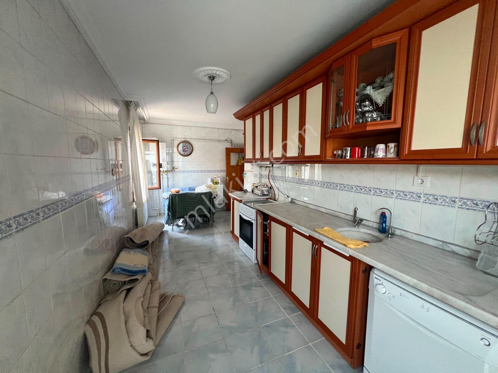 Kule Site Yakını Satılık Işıklar Mah 3+1 Daire - Görsel 3