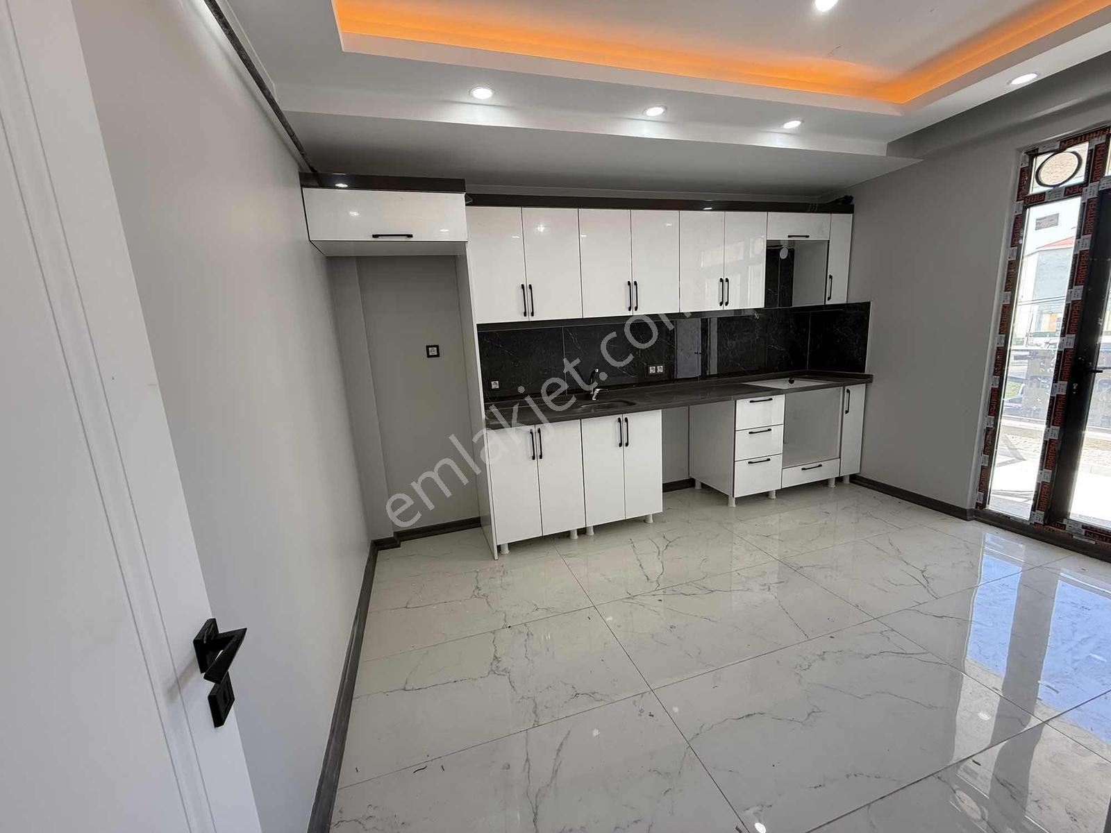 Gümüş Group Gayrimenkulden Fatih Mahallesinde Satılık 2+1 Daire - Görsel 19