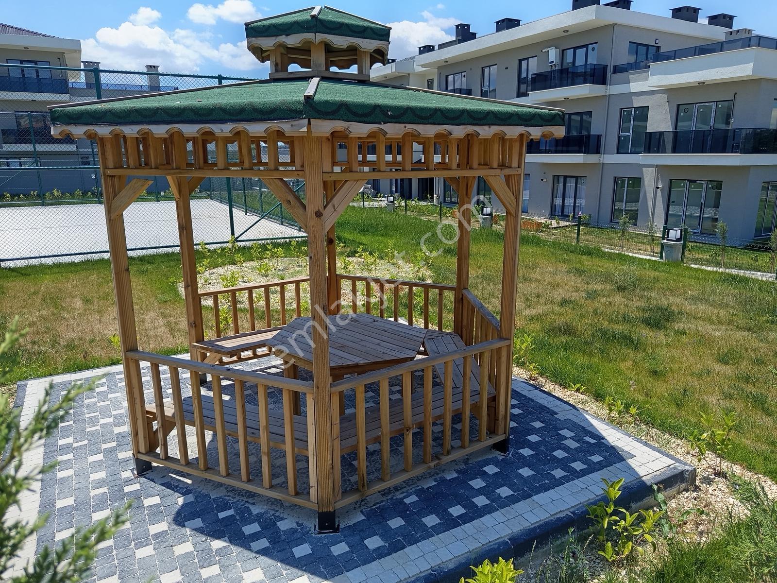 Önerler Mahallesinde Site İçerisinde Kiralık 1+1 Daire - Görsel 12