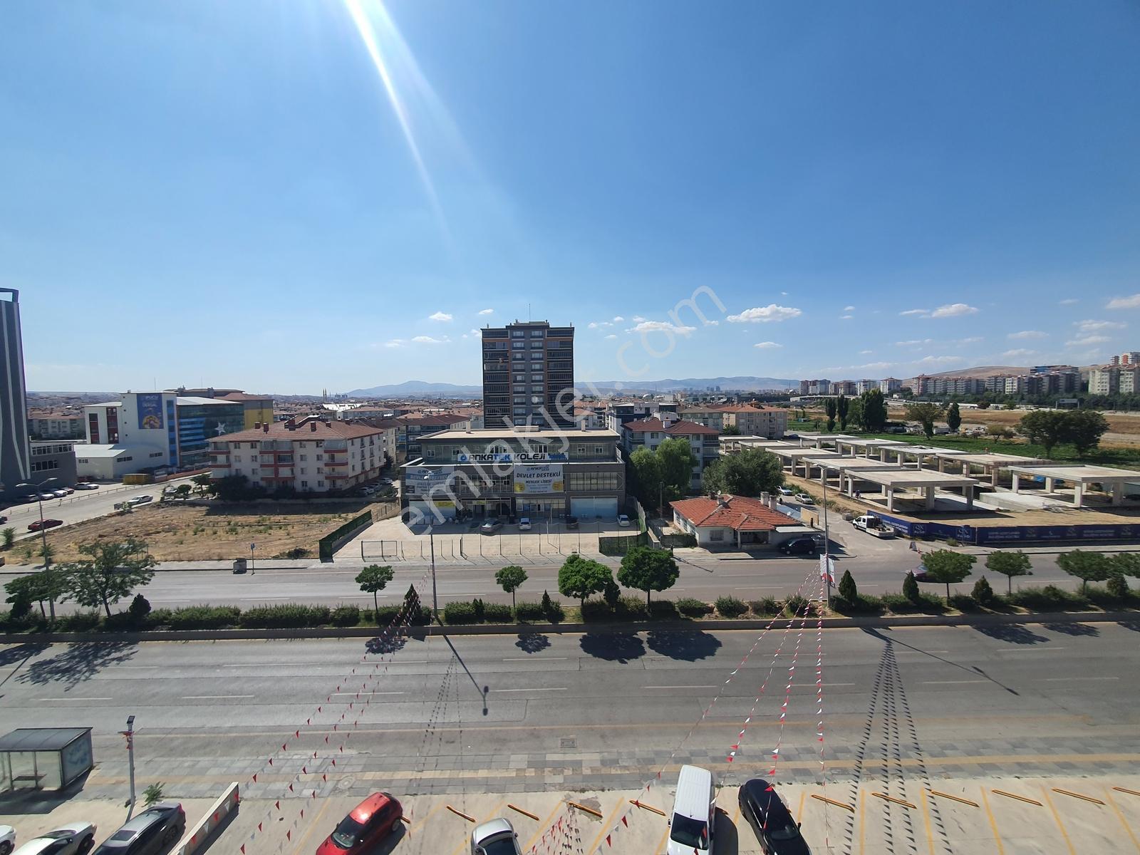 Yeşilova'da 2+1 Bulvar Cephe Ofis-klinik-muyanehaneye Ofis - Görsel 27