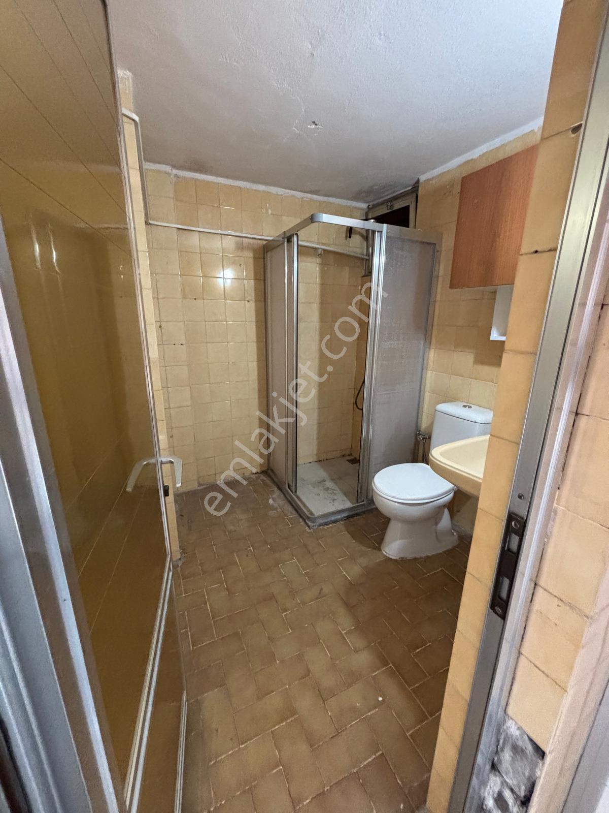 Kaan Emlaktan Şehir Merkezinde Arakat 3+1 Kiralık Daire - Görsel 10