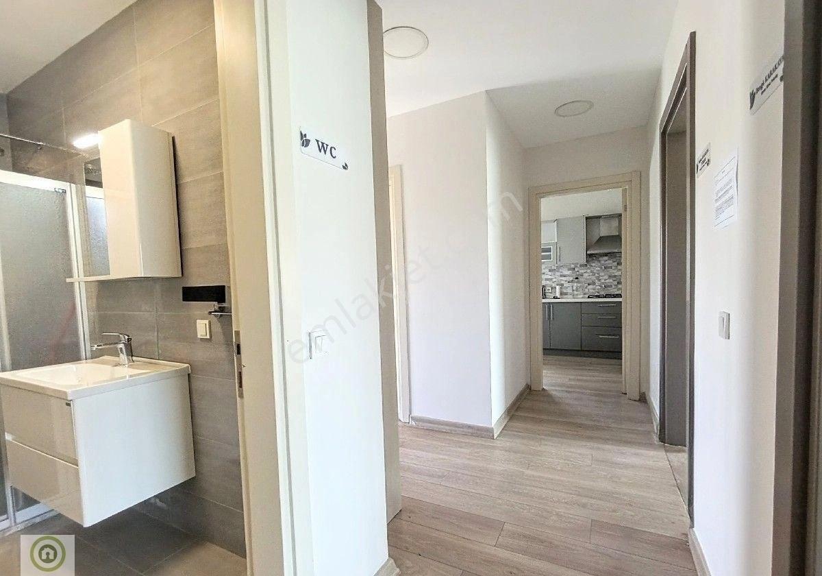 Ortakent Merkezi Anayol Cepheli Kiralık Ofis Üç Bölüm 110 M² + 42 M² Kapalı Balkon - Görsel 8