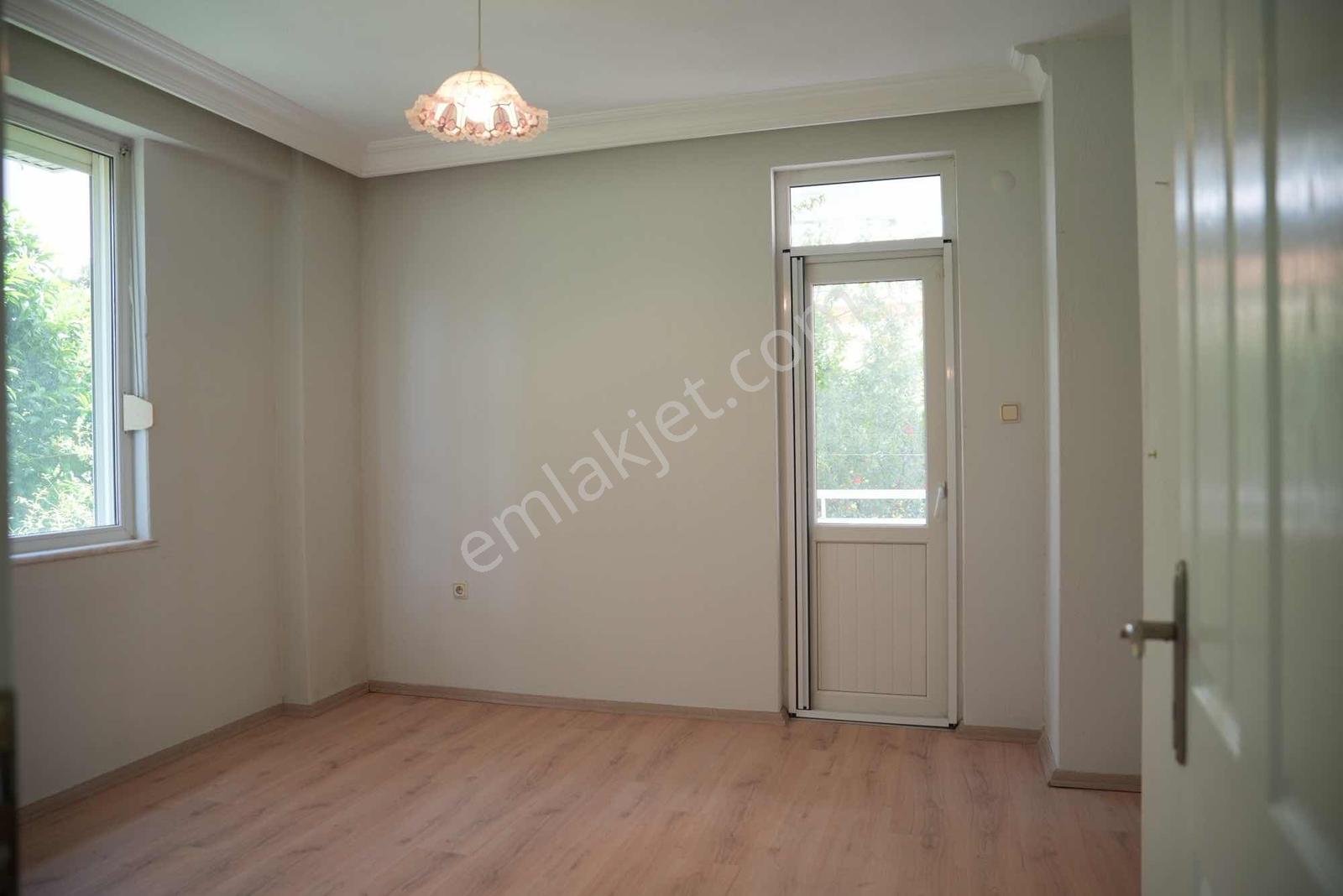Bahçeli Evlerde Kiralık 3+1 Daire - Görsel 4