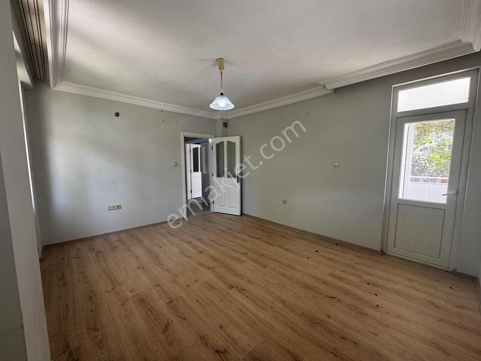 Bahçeli Evlerde Kiralık 3+1 Daire - Görsel 28