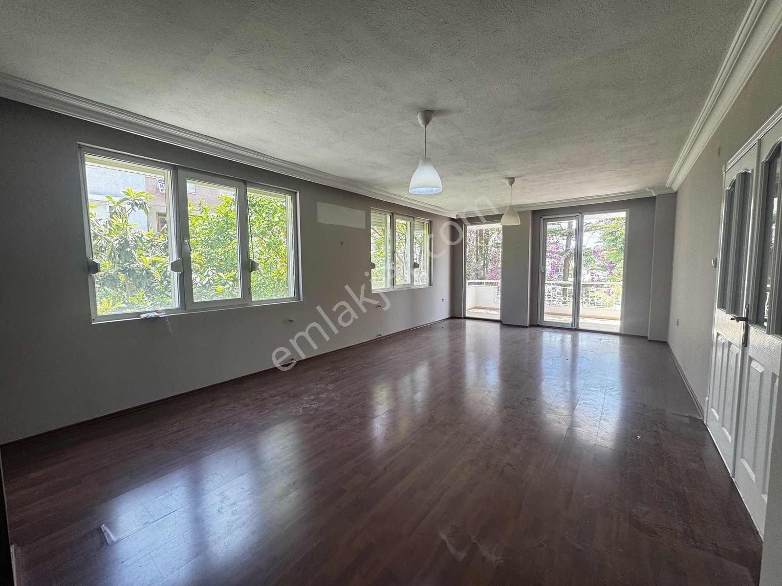 Bahçeli Evlerde Kiralık 3+1 Daire - Görsel 26