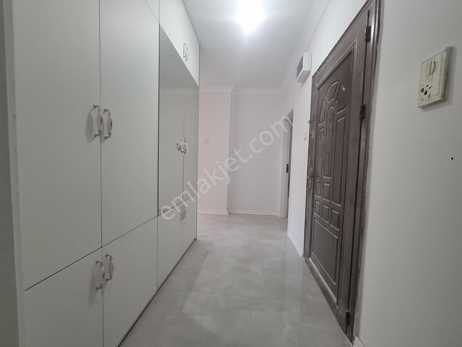 3 Kent Gayrimenkulden İzmit Çarşıda İçi Yapılı Satılık 3+1 Daire - Görsel 11