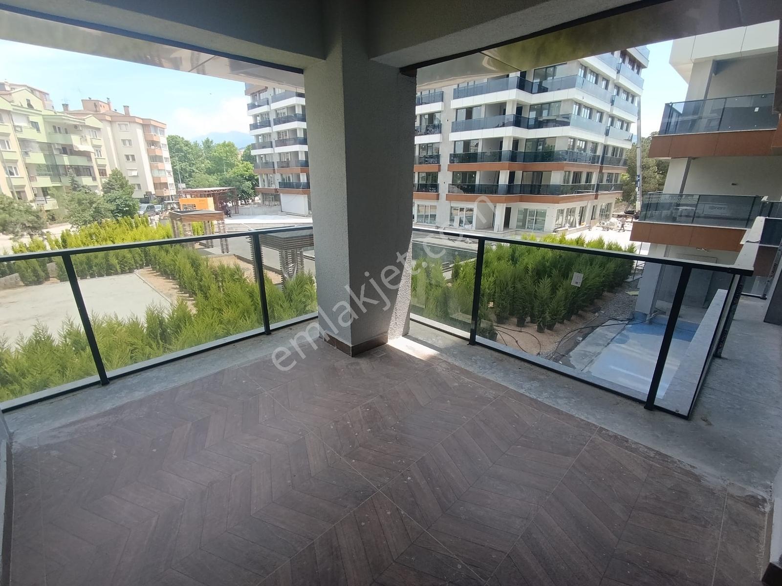 Bursa Nilüfer İhsaniye Şirin Kent Sitesi Satılık 3+1 Havuz Cephe - Görsel 13