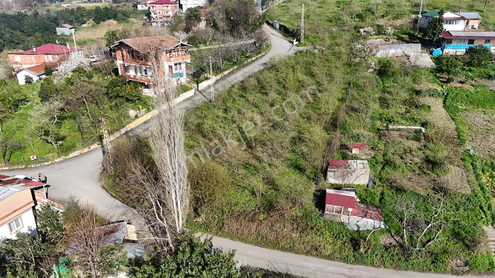 1 Nolu Beşirli Mahallesi'nde Eğimsiz Satılık Arazi.. - Görsel 12