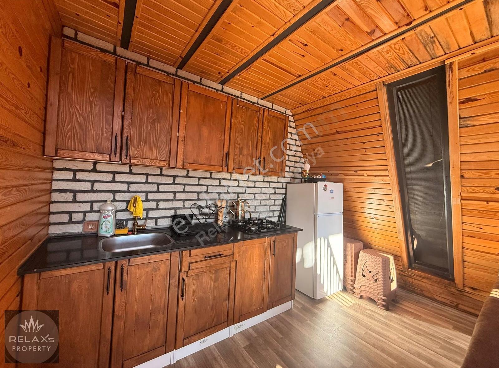 Oba Bademağacı Bölgesinde Deniz Mazaralı Bungalow Evimiz - Görsel 18