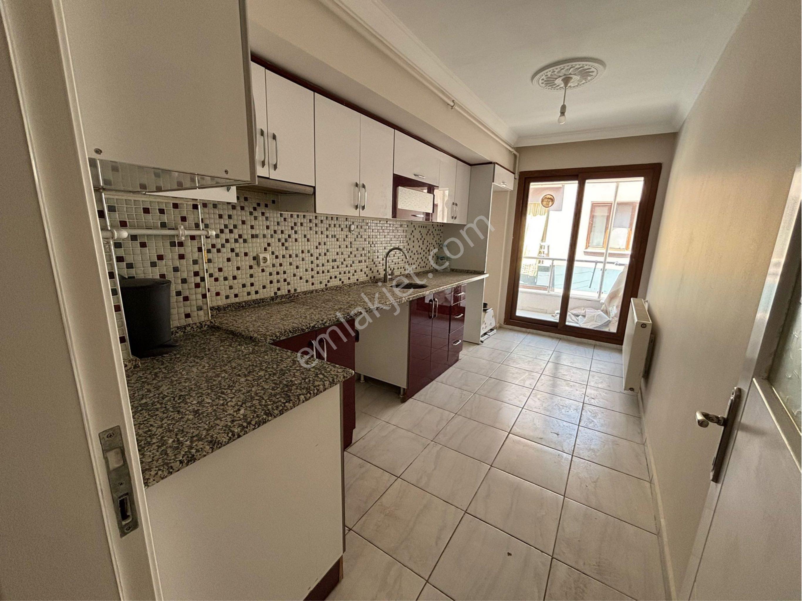 Kıran Gayrimenkulden Cadde Üzeri 3+1 Ara Kat | 120 M² | Merkezi Konumda - Görsel 2